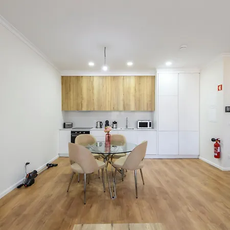 Maria De Lurdes Residencias Guimaraes Exterior photo
