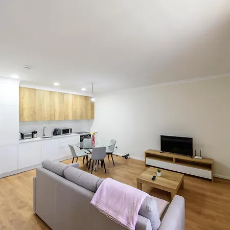 Maria De Lurdes Residencias Guimaraes Exterior photo